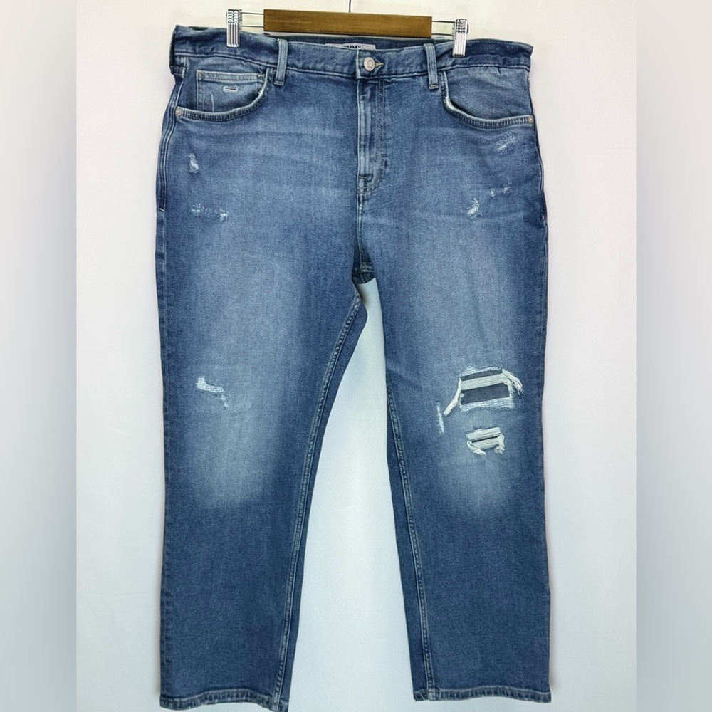 Tommy Jeans Men Light Wash Distressed Relaxed Straight Jeans 38x30 Ethan